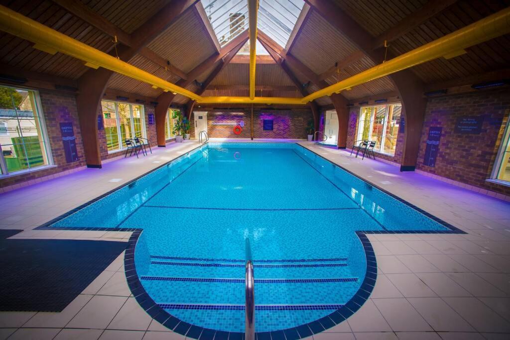 Atholl Apartment - A Unique Apartment In Countryside Park With Wifi And Access To Pool And Bar Перт Экстерьер фото